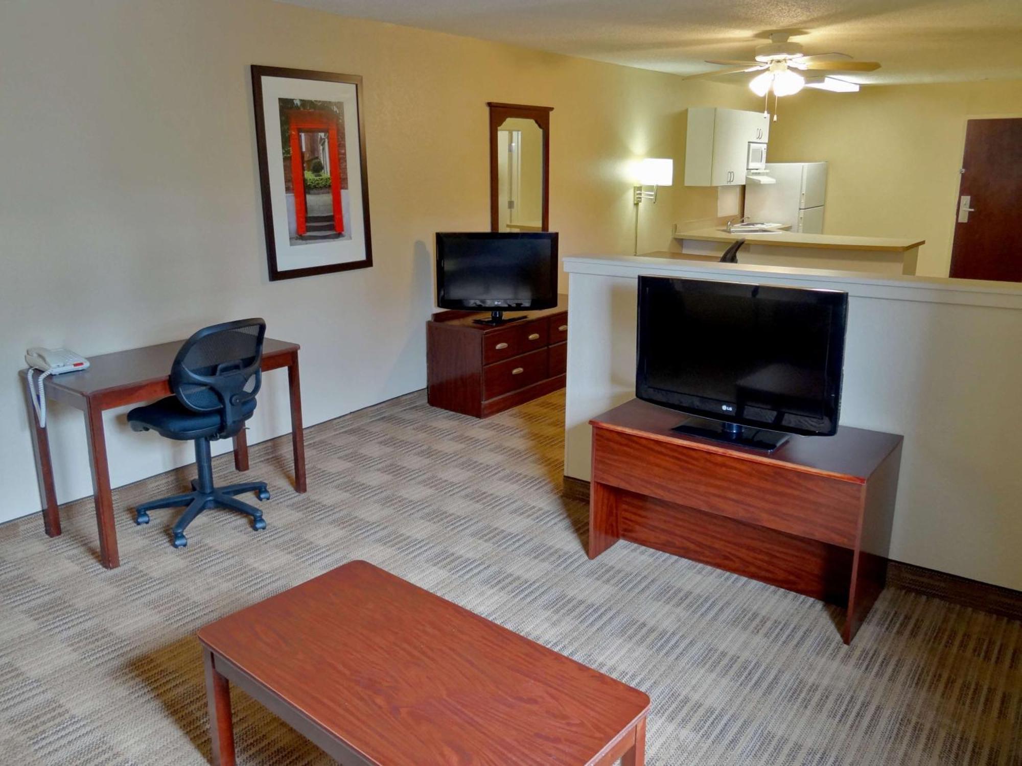 Extended Stay America Select Suites - Hartford - Manchester Exterior photo