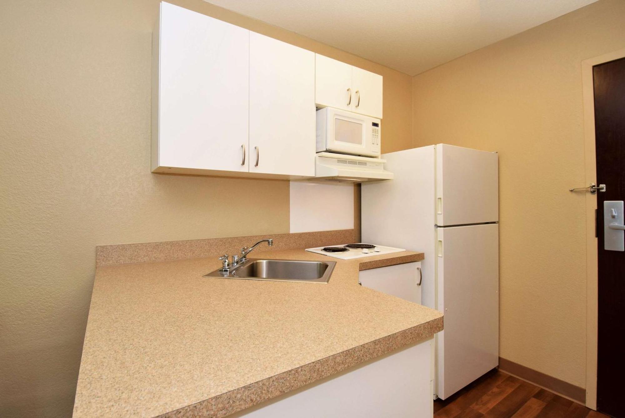 Extended Stay America Select Suites - Hartford - Manchester Exterior photo