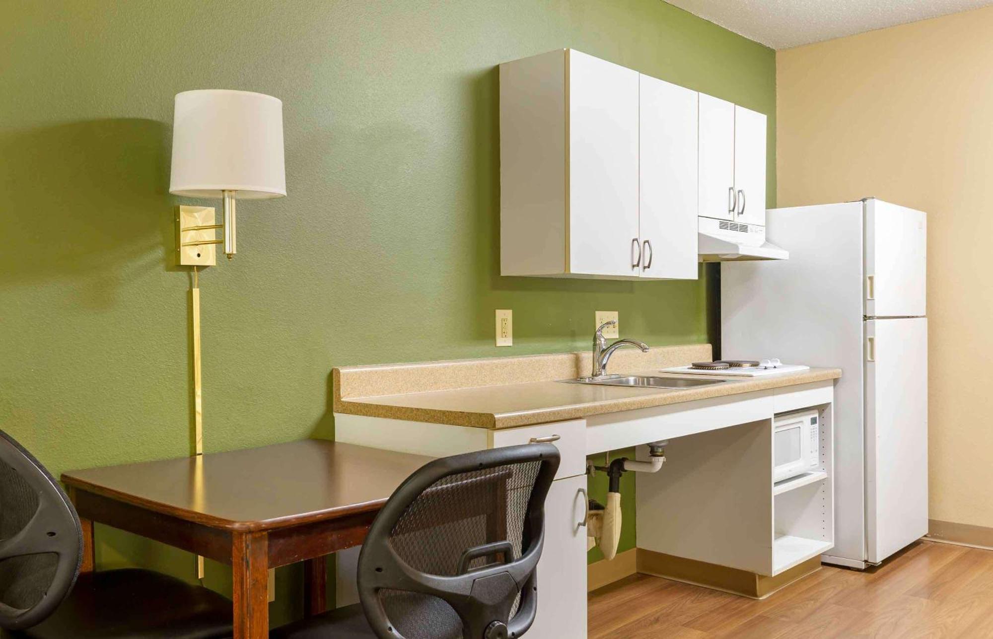 Extended Stay America Select Suites - Hartford - Manchester Exterior photo
