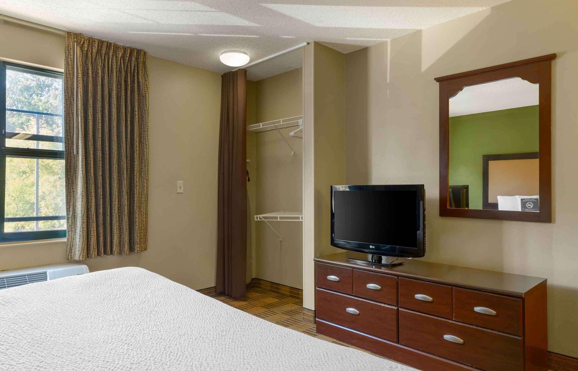Extended Stay America Select Suites - Hartford - Manchester Exterior photo